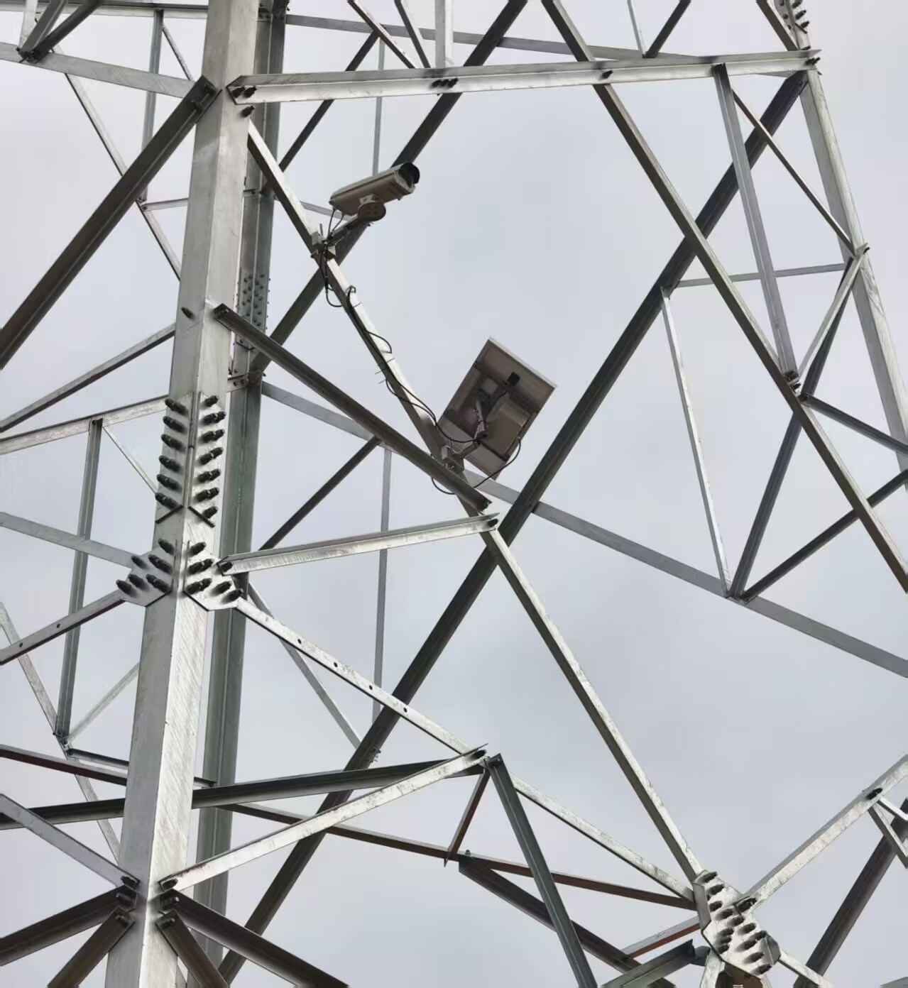 特力康架空輸電線路故障監(jiān)拍裝置.jpg